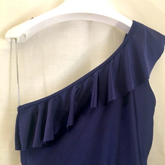 Cupshe one shoulder navy blue swimsuit - Picture 3 of 5